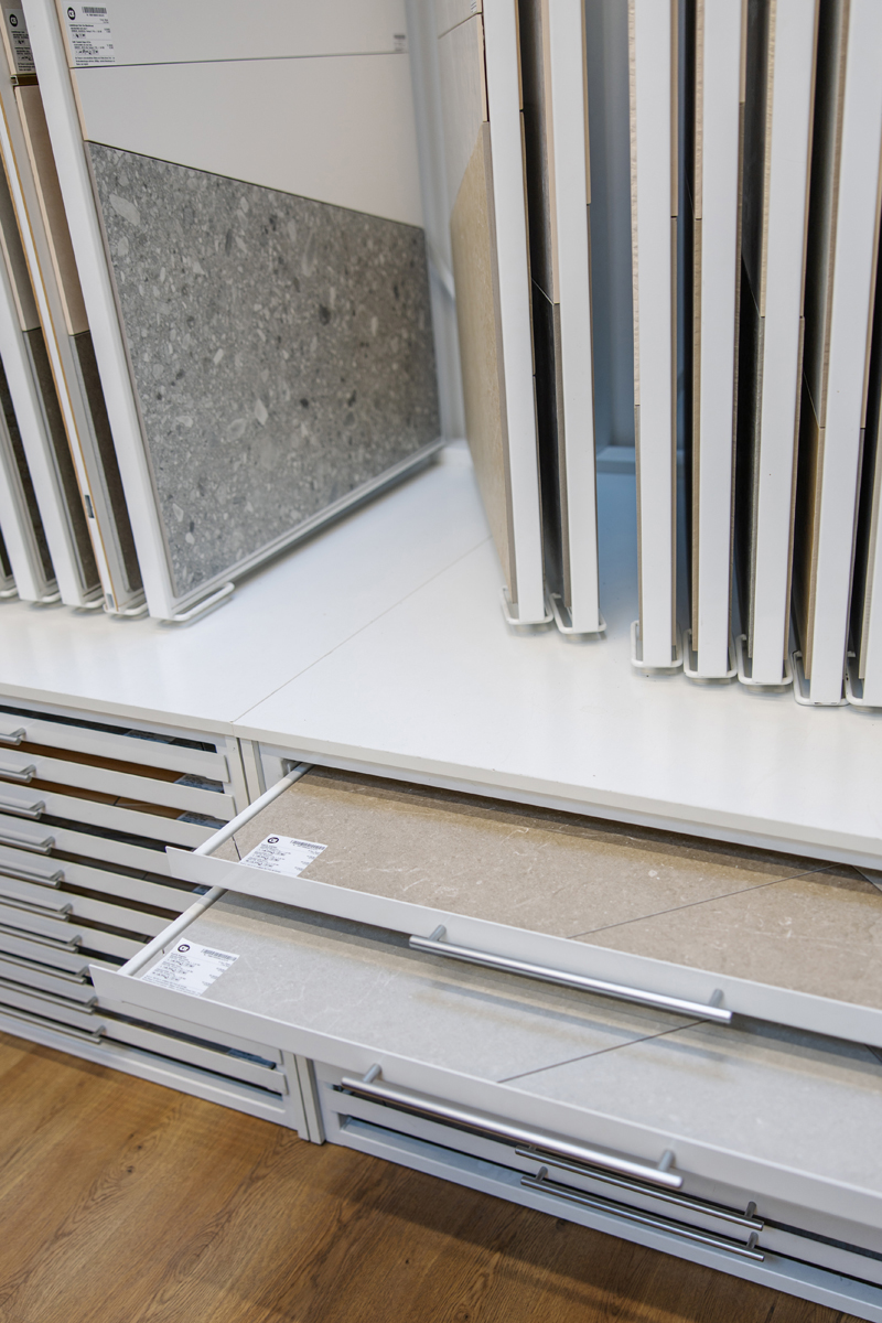 HWS Rafetseder, Handwerker St. Valentin, Reparatur, Sanierung, Umbau, Instandhaltung, Enns, Linz, Steyr, Amstetten, Haag, Kronstorf, St. Florian, Asten, Dietach, Terrassenbau, Fliesenleger, Fliesenverlegung Pflasterung Linz,